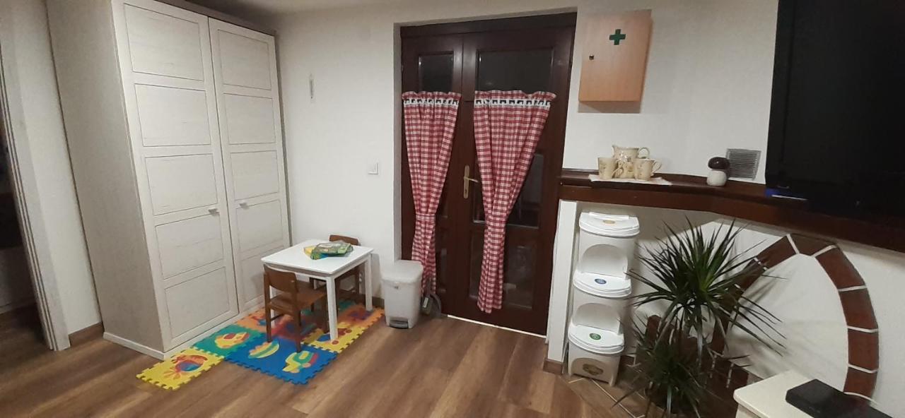 Domcek Apartamento Tatranská Lomnica Exterior foto